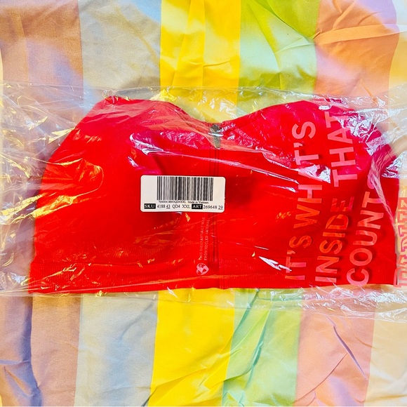 PINK VS Seamless Air Front-Close High-Support Sports Bra - Picture 9 of 9